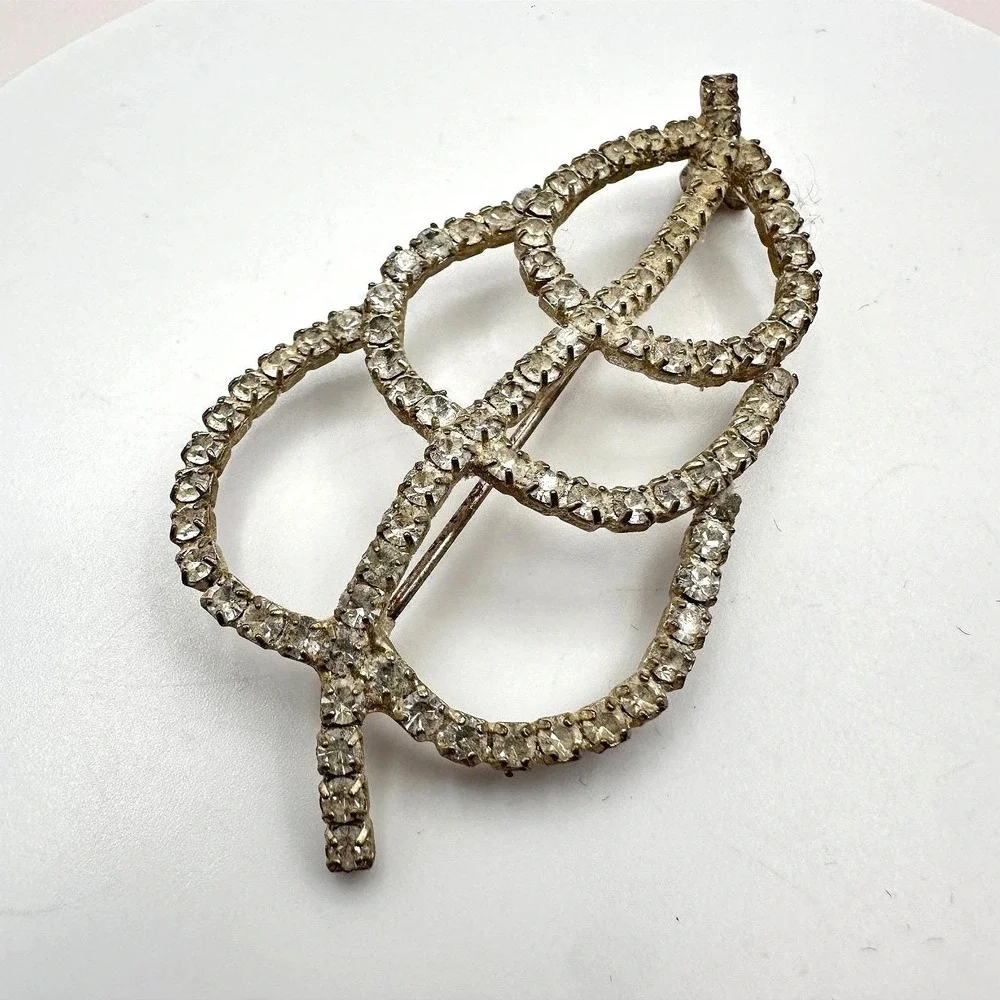 Vintage 90s Gold Tone Clear Rhinestone Openwork‎ Leaf Brooch Pin Retro Jewelry